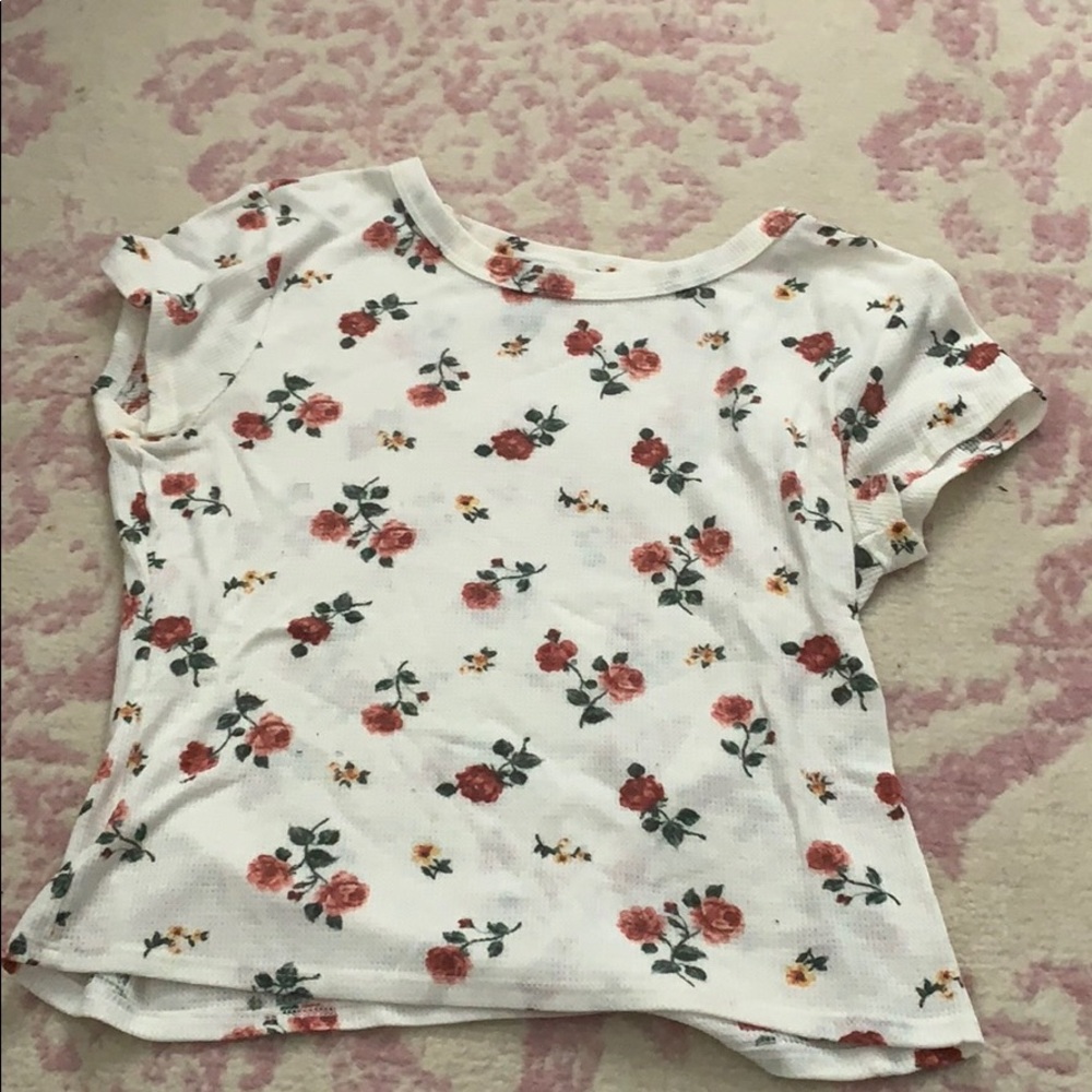 Cropped floral shirt
